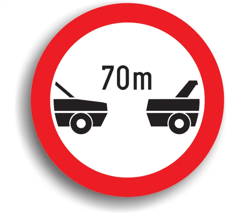 Interzis autovehiculelor de a circulă fără a menține între ele un interval de cel puțin … m