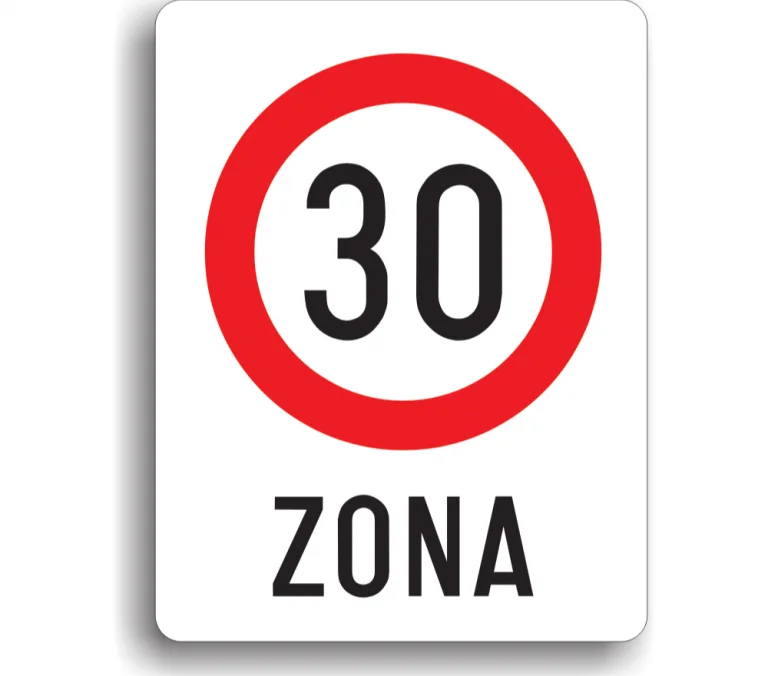 Zonă cu limitare de viteză la 30 km/h